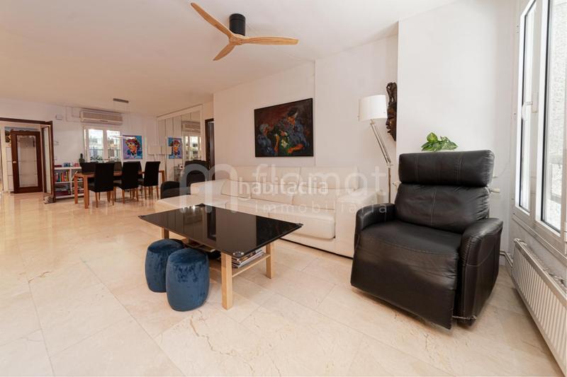 Foto 59b533b0-3959-43fe-b76d-a6e4fd056b1e. Etagenwohnung mit parking in Creu de la Mà Figueres