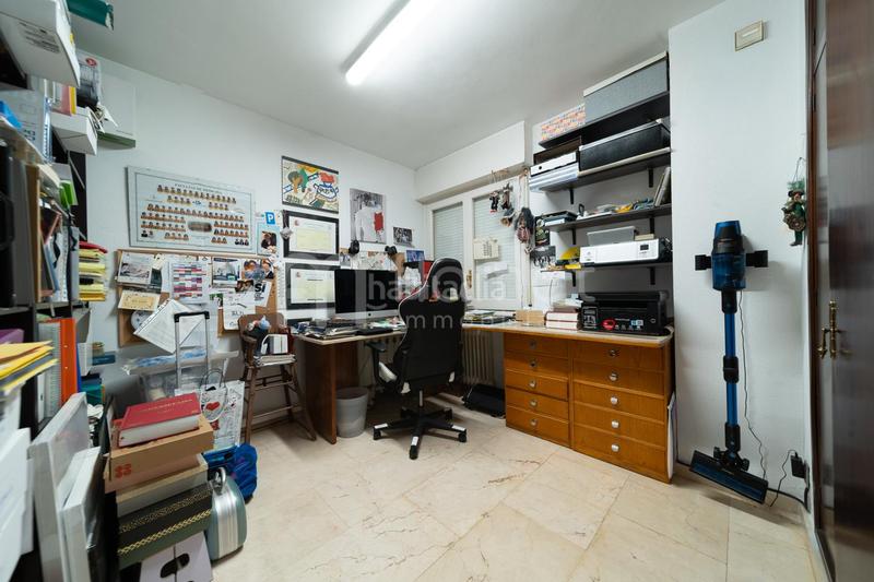 Foto 699f4a62-5a38-4e2f-a4ea-e3139dee6f00. Etagenwohnung mit parking in Creu de la Mà Figueres