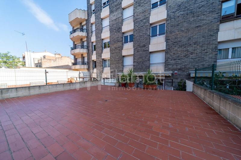 Foto cebbaa48-0aab-44af-afd3-8896fbacc3a7. Etagenwohnung mit parking in Creu de la Mà Figueres