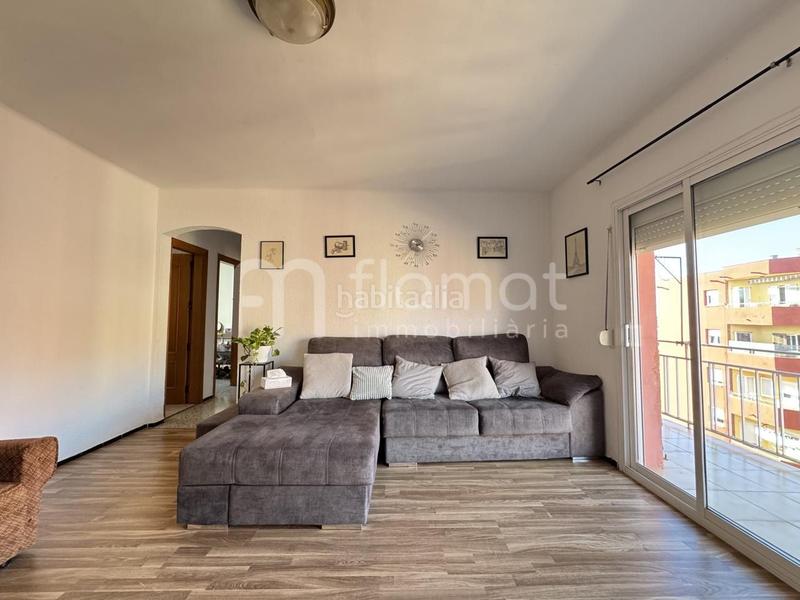 Foto cc43ccc8-b1ca-4835-9a58-15e9870ec939. Appartamento in Parc Bosc-Castell Figueres