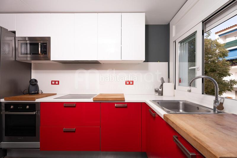 Foto c6e5752f-77b1-47ac-aa88-bc5d5ced0d2f. Appartement avec parking dans Centre Roses