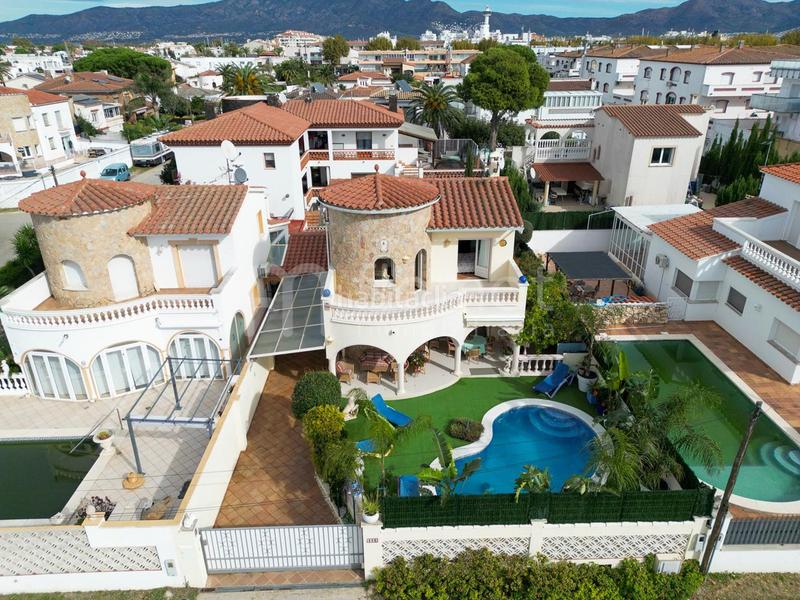 Foto f24b86e3-d203-4d84-a9bb-3d2495057d93. Haus mit pool in Moxó - Sant Mori Empuriabrava