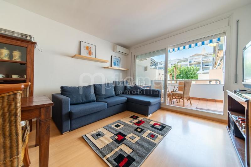 Foto cc5fc955-1f90-4d2e-a8cb-7fbd20dfd2fc. Ground floor with parking in Santa Margarida Roses