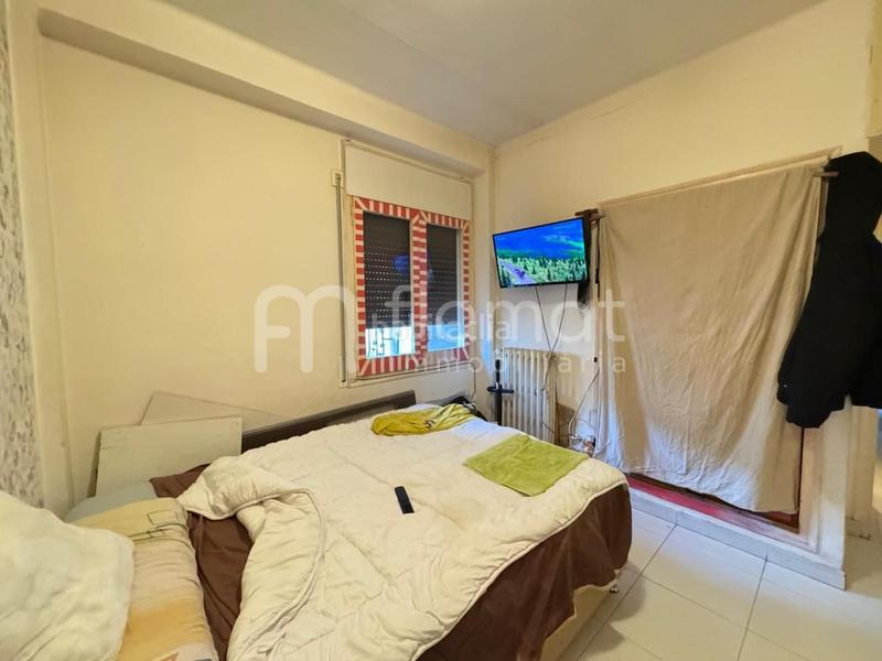 Foto 121f9840-d8c8-44b2-89d7-dd29b88b3d0e. Piso amplio piso piso de cuatro habitaciones en Eixample-Horta Capallera Figueres