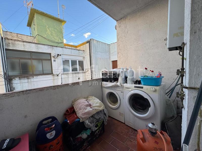 Foto 8fec43f2-1fc4-4cdb-89d0-9710ccba9318. Piso amplio piso piso de cuatro habitaciones en Eixample-Horta Capallera Figueres