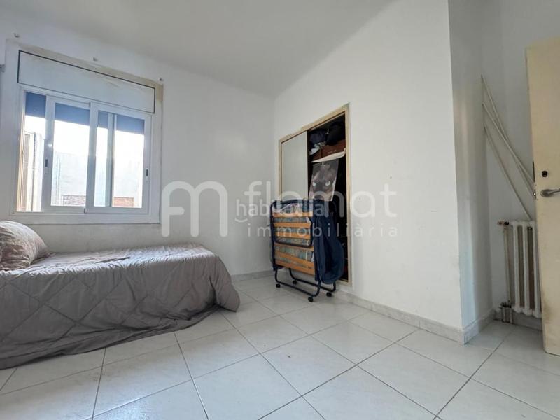 Foto a1f478aa-e264-4583-95b8-fd9a673c68c4. Piso amplio piso piso de cuatro habitaciones en Eixample-Horta Capallera Figueres