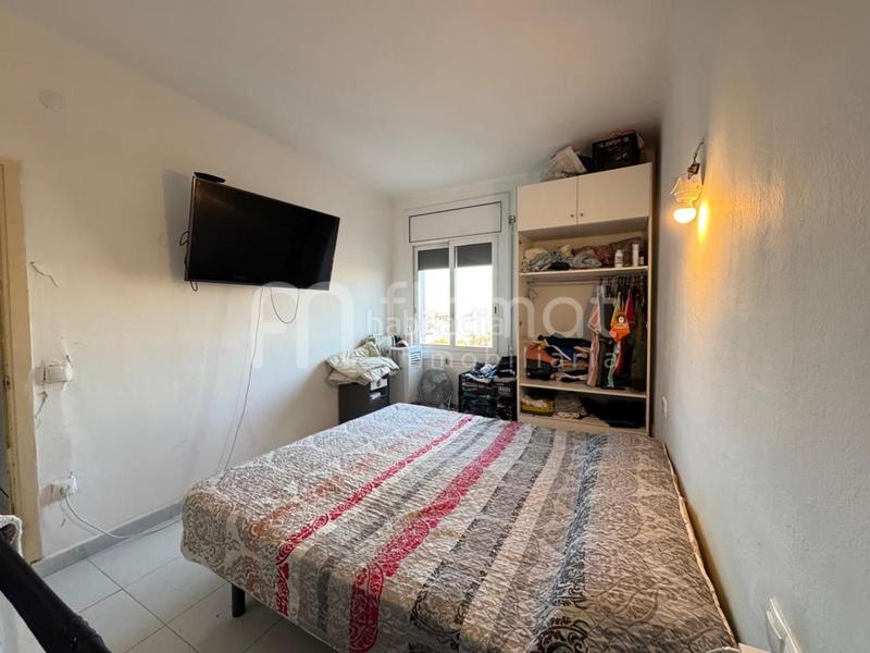 Foto b5050f11-5239-4daa-9ecb-b9ccba0df84a. Piso amplio piso piso de cuatro habitaciones en Eixample-Horta Capallera Figueres