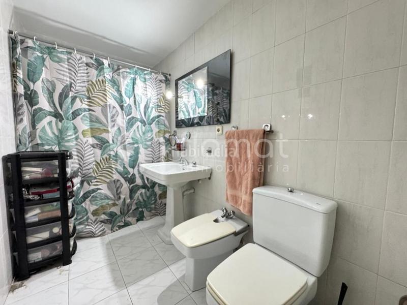 Foto ca938b45-84a5-4f36-88cb-71d50ed24b08. Piso amplio piso piso de cuatro habitaciones en Eixample-Horta Capallera Figueres