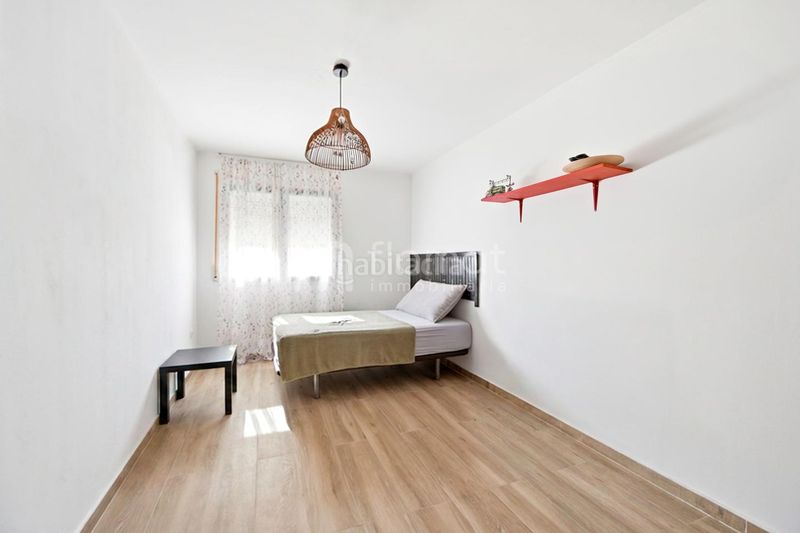 Foto 5209dddc-e820-418e-80ca-d2b196713cee. Flat in Eixample-Horta Capallera Figueres