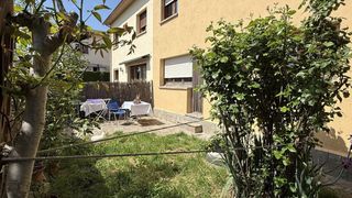Maison jumelée  Agricultura. Casa pareada a tres vientos con jardín soleado y gran potencial