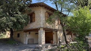 Lloguer Casa  Gregorio marañón. Casa unifamiliar de piedra con gran jardín privado y vistas desp