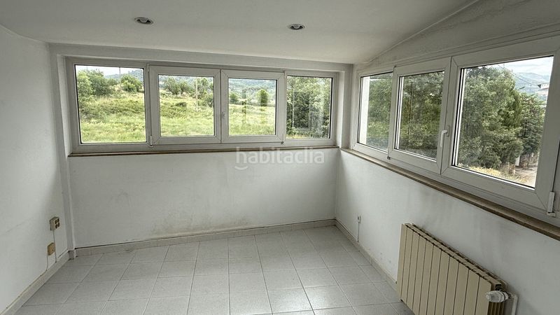 Foto 3a526c3b-9a33-4a51-9453-99c33bfc97df. Casa adossada amb calefacció a Moià
