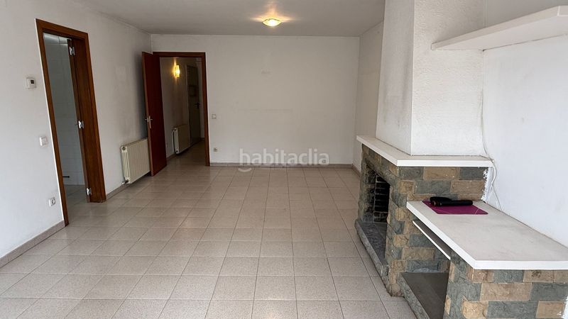 Foto 599d73a7-6b6d-408a-810b-8fe863d8745f. Casa adossada amb calefacció a Moià