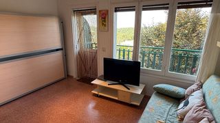 Studiowohnung  Menorca. Acogedor estudio amueblado con balcón y vistas al bosque en moià