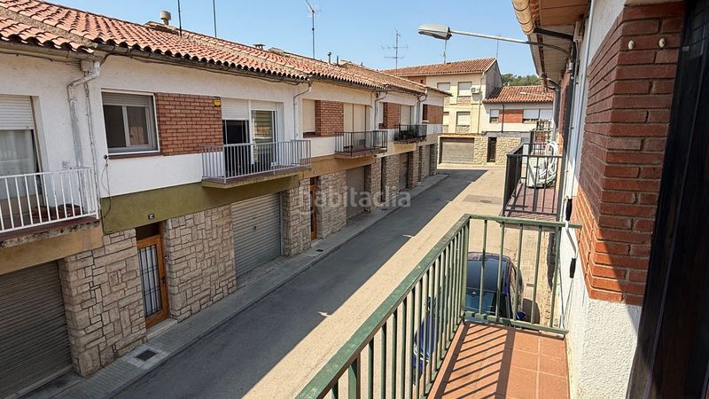 Foto 0a49351f-1bfa-4b40-86bd-d17446bd79bd. Casa adossada amb calefacció aparcament a Moià