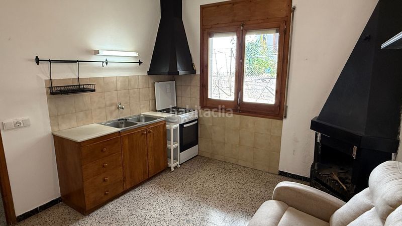 Foto 84f89c84-4785-4328-8d7f-a4c452825680. Casa adossada amb calefacció aparcament a Moià