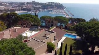 Chalet in Puntabrava-Port Salvi. Casa con vistas al mar