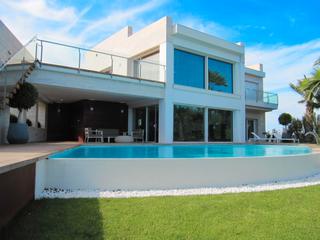 Chalet  Carrer orenetes. Chalet de obra nueva