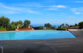 Chalet  Carrer orenetes. Chalet de obra nueva