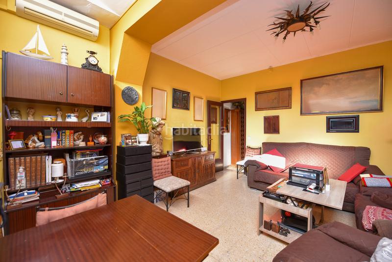 Foto 290e22ae-0d34-4ad3-84f9-f0f36ea783d4. Casa amb calefacció a Eixample Sant Feliu de Guíxols