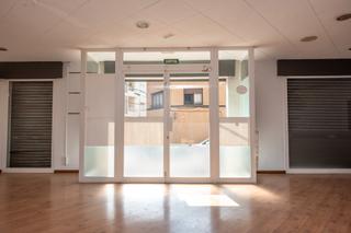 Business premise  Carrer d'almeria