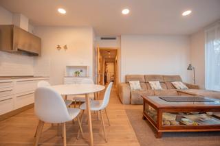 Pis a Santa Cristina Poble. Planta baja con garaje privado y jardín en santa cristina d'aro