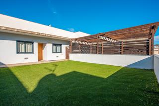 Appartement à Centre-Platja. Piso en el centro de playa de aro