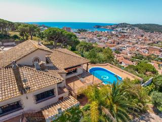 Maison à Sant Pol. Chalet en sant feliu de guíxols
