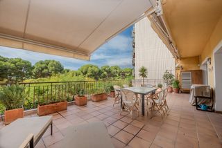 Pis  Passeig dels gu�xols. Apartament exclusiu al passeig de sant feliu de gu�xols