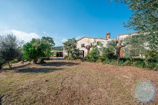 Masia a Castell d´Aro. Masia històrica a castell d’aro