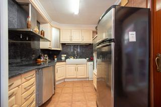 Reihenhaus in Volta de l´Ametller. Casa a 5 minutos del centro