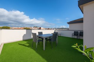 Casa en Carrer de pecher 7. Casa sostenible con 2 apartamentos, muy cerca del centro a pie
