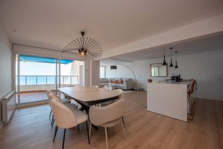 Affitto Appartamento  Passeig marítim del president josep irla. Piso con vistas panorámicas al mar