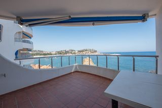 Lloguer Pis  Passeig marítim del president josep irla. Piso con vistas panorámicas al mar