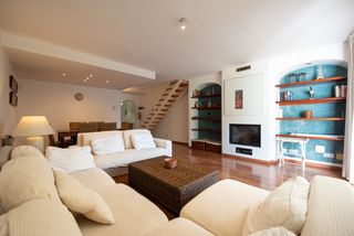 Casa adossada  Cam� de les penyes. Chalet con vistas a la monta�a y al mar