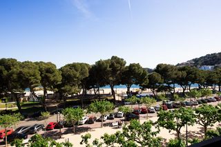 Pis  Carrer de sant antoni. Piso con vista panorámica al paseo del mar