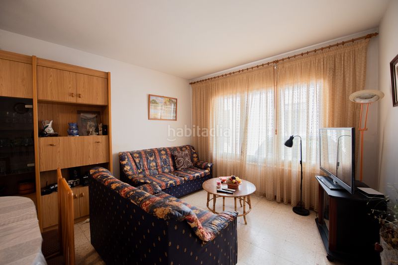 Foto a58cdeb3-b702-4e87-95d1-7a5ae9bed70a. Pis amb calefacció a Eixample Sant Feliu de Guíxols