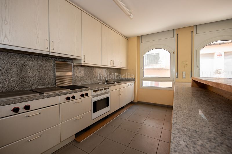 Foto a3fd8479-d447-4f33-81eb-6b89a52218f2. Casa a Eixample Sant Feliu de Guíxols