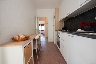 Pis  Avinguda de catalunya. Piso acogedor en sant feliu de gu�xols, cerca de la zona comerci