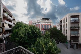 Rent Duplex  Carrer de sant antoni. Dúplex céntrico con plaza de parking