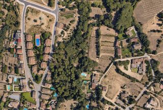 Terreny residencial a Avinguda de l' Església