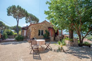 Casa in Carrer del Dolmen Mas Bousarenys