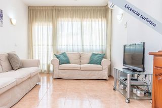 Etagenwohnung  Carrer de bourg de peage. Piso con licencia turística a 5 minutos del centro de sant feliu