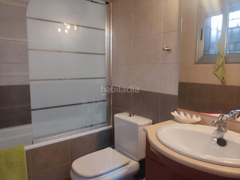 Foto 326d6fe7-59b4-4954-8edb-a5be34a303b8. Appartamento in carrer del monestir de ripoll 4 in Reus