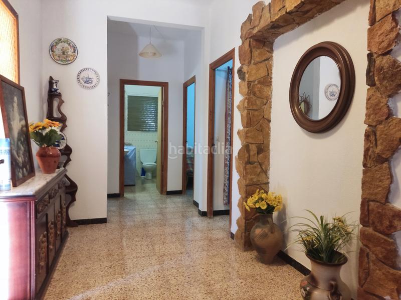 Foto 7fec3f61-f750-480b-aa1c-9270d0a4b3ab. Chalet with fireplace parking in Sénia (La)