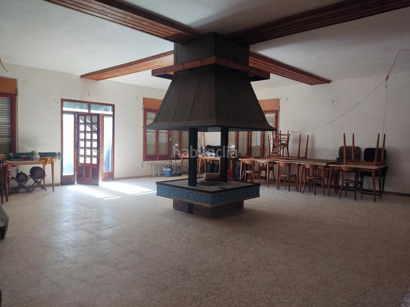 Foto e22183b4-8566-4d83-bc56-383e0e3b7c10. Chalet with fireplace parking in Sénia (La)