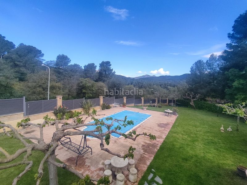 Foto b8ea1b0d-e1dc-4125-ad99-bb56789d2452. Xalet amb piscina a Riudecanyes