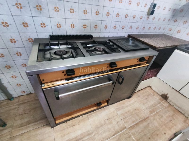 Foto aebdc0d9-6066-44c6-a7ec-410fbc2ae93b. Local comercial a Centre Reus