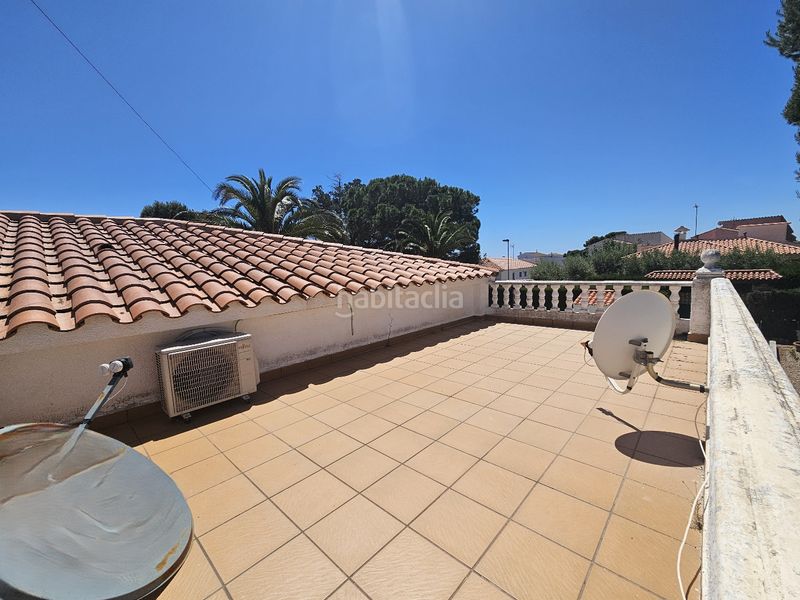 Foto e4fc7c5c-e6c1-45f5-9696-ef43fab3df23. Xalet amb piscina a Calafat Ametlla de Mar (L´)