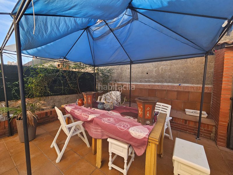Foto 48153de2-d5f0-4100-99e1-7bd729f89ff1. Casa aparellada amb piscina a Pallaresos (Els)